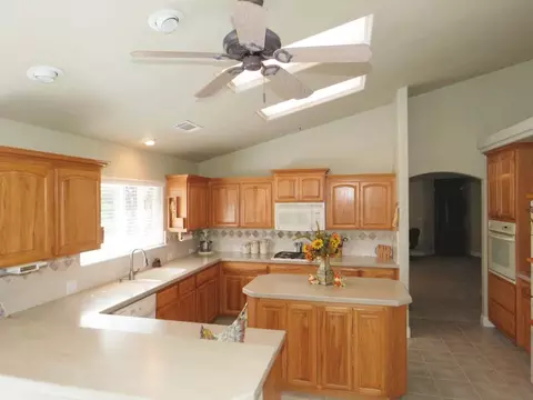 19308 Lexington Ln, Redding, CA 96003 photo 9