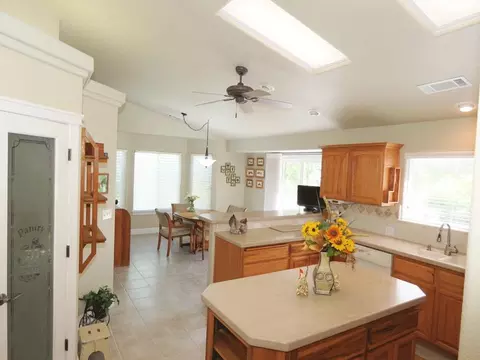 19308 Lexington Ln, Redding, CA 96003 photo 12