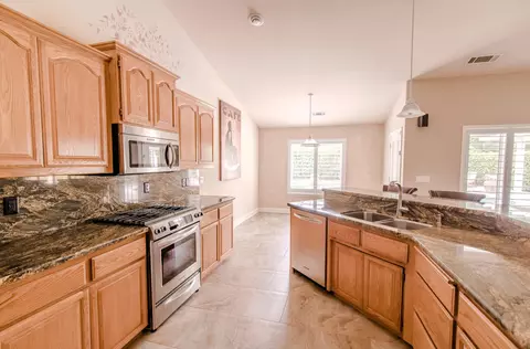 3140 Copper Creek Dr, Redding, CA 96002 photo 14