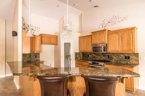 3140 Copper Creek Dr, Redding, CA 96002 photo 13