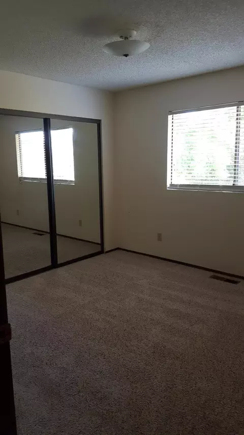 3735 Westgate Ave, Redding, CA 96001 photo 16
