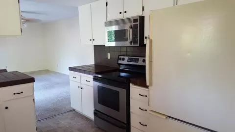 3735 Westgate Ave, Redding, CA 96001 photo 9