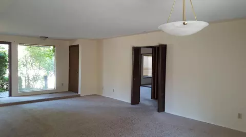 3735 Westgate Ave, Redding, CA 96001 photo 4