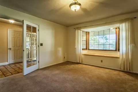 7027 Tucker Ln, Redding, CA 96002 photo 10