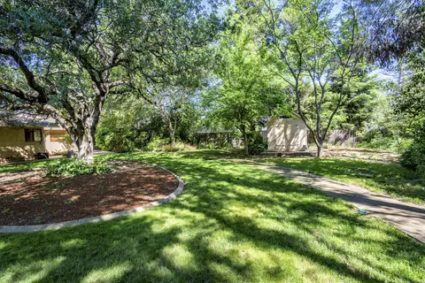 7027 Tucker Ln, Redding, CA 96002 photo 23