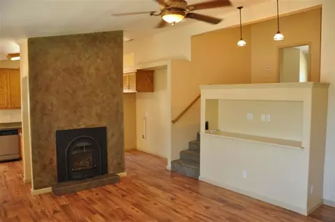 715 St Marks St, Redding, CA 96003 photo 4