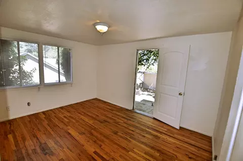 1027 Parkview Ave, Redding, CA 96001 photo 11