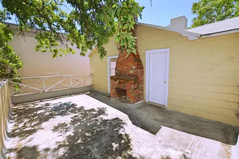 1027 Parkview Ave, Redding, CA 96001 photo 15