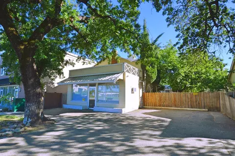1027 Parkview Ave, Redding, CA 96001 photo 16