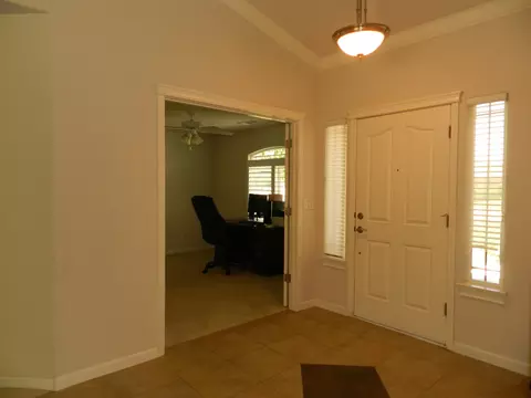 7599 Platinum Way, Redding, CA 96001 photo 2