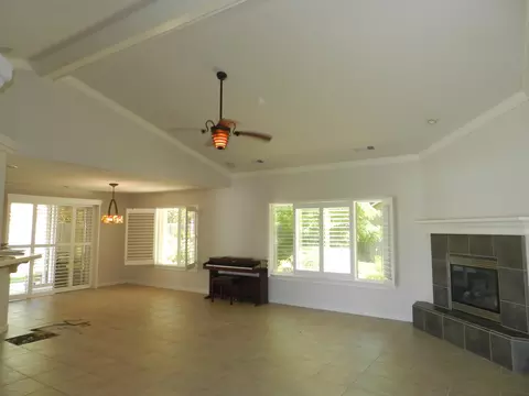 7599 Platinum Way, Redding, CA 96001 photo 12