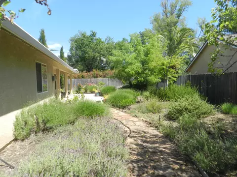 7599 Platinum Way, Redding, CA 96001 photo 28