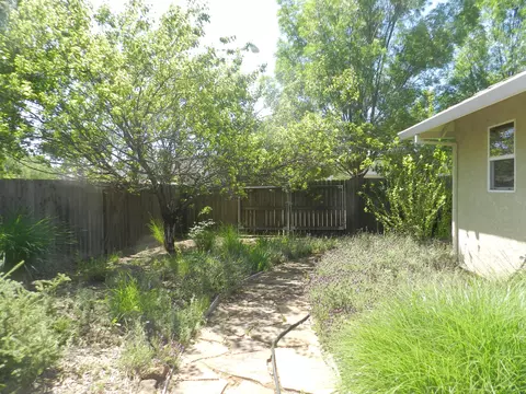 7599 Platinum Way, Redding, CA 96001 photo 21