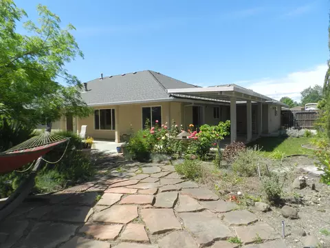 7599 Platinum Way, Redding, CA 96001 photo 17