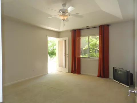 7599 Platinum Way, Redding, CA 96001 photo 7