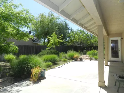 7599 Platinum Way, Redding, CA 96001 photo 20