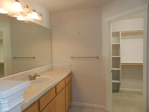 7599 Platinum Way, Redding, CA 96001 photo 9