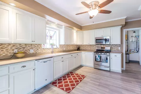 4514 Harrison Ave, Redding, CA 96001 photo 4