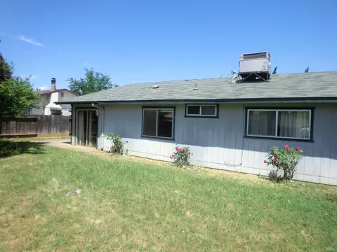 2403 Capella St, Redding, CA 96002 photo 14