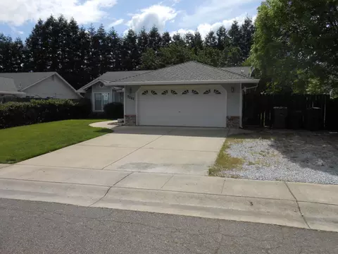 3262 Forest Homes Dr, Redding, CA 96002 photo 2