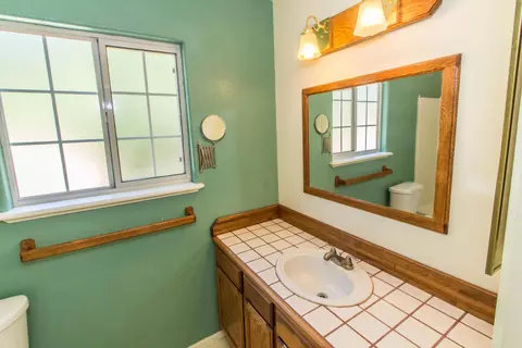 1925 Herbscenta Ln, Redding, CA 96003 photo 3