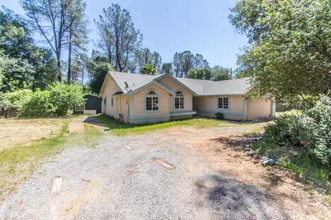 1925 Herbscenta Ln, Redding, CA 96003 photo 11