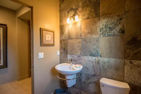 9755 Brickwood Dr, Redding, CA 96001 photo 14