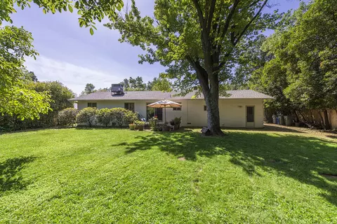 2834 N Bonnyview Rd, Redding, CA 96001 photo 20