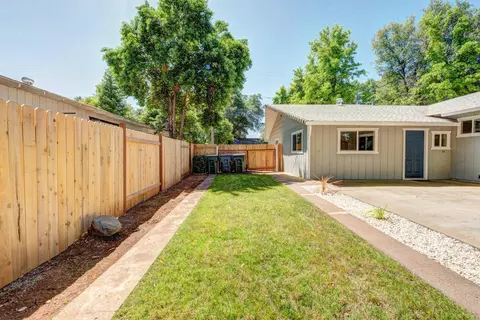 1064 Ledell Dr, Redding, CA 96002 photo 32