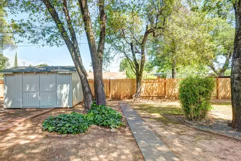 1064 Ledell Dr, Redding, CA 96002 photo 37
