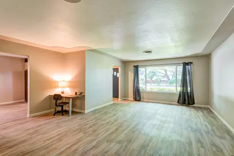 1064 Ledell Dr, Redding, CA 96002 photo 12