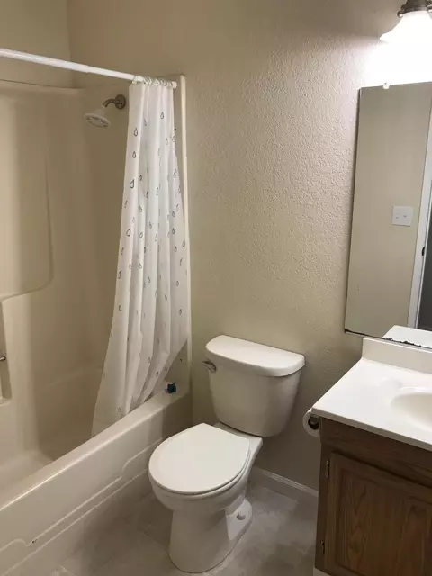 1864 Shasta Pnes, Redding, CA 96002 photo 8