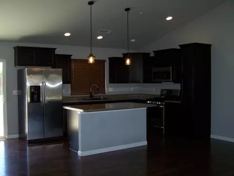 2218 Culpepper Ln, Anderson, CA 96007 photo 4