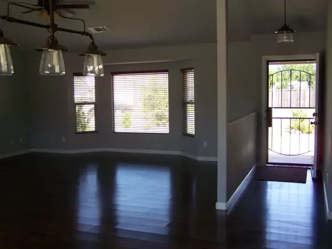 2218 Culpepper Ln, Anderson, CA 96007 photo 2
