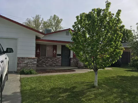 675 Wernmark Dr, Red Bluff, CA 96080 photo 2