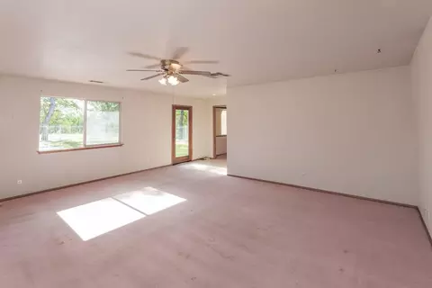 21195 Oak Knoll Rd, Redding, CA 96003 photo 8