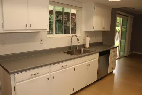 2891 Wyndham Ln, Redding, CA 96001 photo 9
