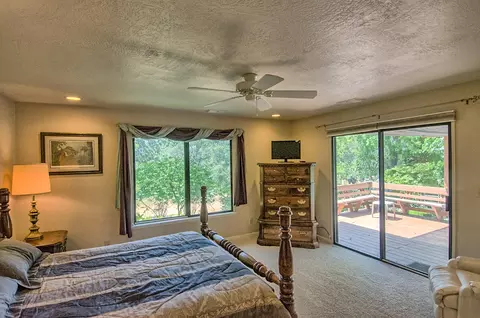 1873 Manchester Dr, Redding, CA 96002 photo 17