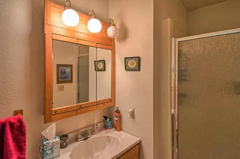 1873 Manchester Dr, Redding, CA 96002 photo 27