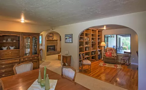 1873 Manchester Dr, Redding, CA 96002 photo 7