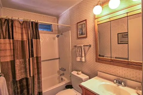 1873 Manchester Dr, Redding, CA 96002 photo 19