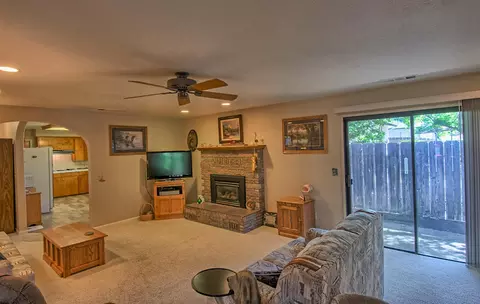 1873 Manchester Dr, Redding, CA 96002 photo 10