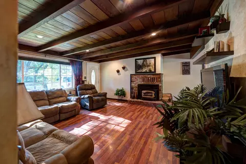 5881 Fagan Dr, Redding, CA 96001 photo 8