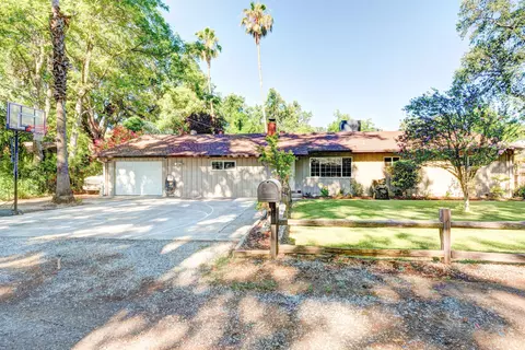 5881 Fagan Dr, Redding, CA 96001 photo 3