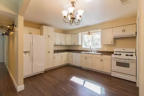 19037 Black Oak Ln, Redding, CA 96003 photo 5