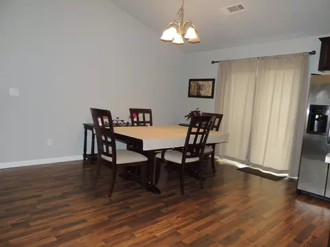 7205 Legacy Ct, Redding, CA 96001 photo 8