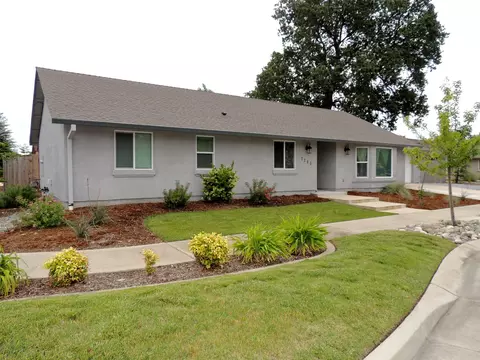 7205 Legacy Ct, Redding, CA 96001 photo 2