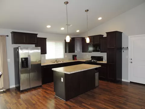 7205 Legacy Ct, Redding, CA 96001 photo 6