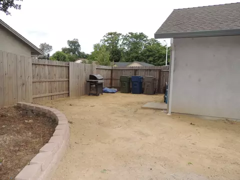 7205 Legacy Ct, Redding, CA 96001 photo 21