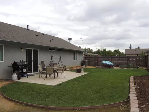7205 Legacy Ct, Redding, CA 96001 photo 17
